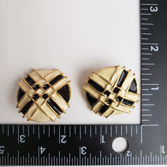Vintage Ivory and Gold Tone Button Clip Earrings - Picture 2 of 4